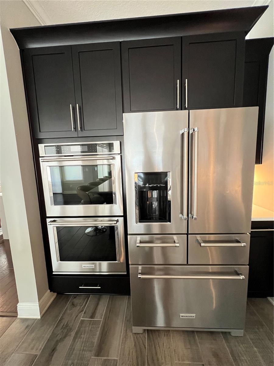 WATERSIDE/JOHNS LK-PH 1 - Residential