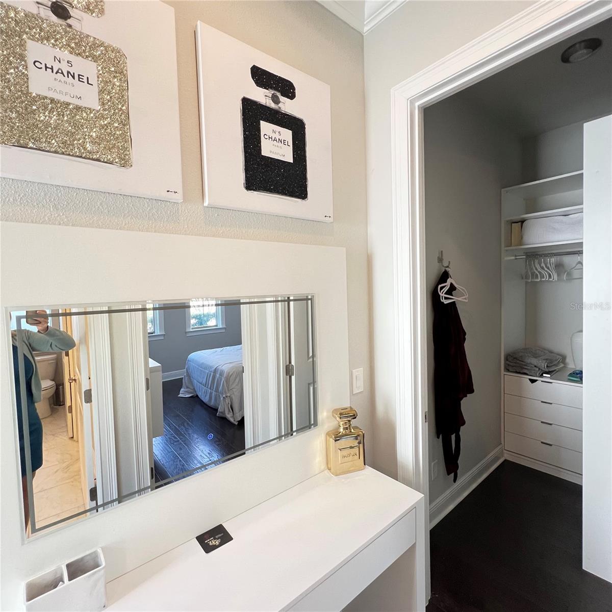 WATERSIDE/JOHNS LK-PH 1 - Residential