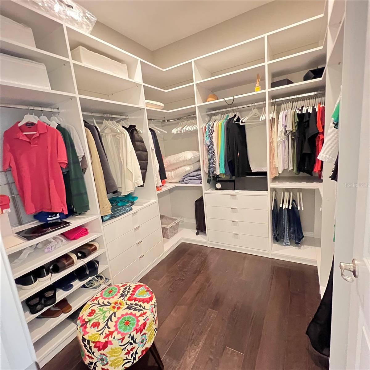 WATERSIDE/JOHNS LK-PH 1 - Residential