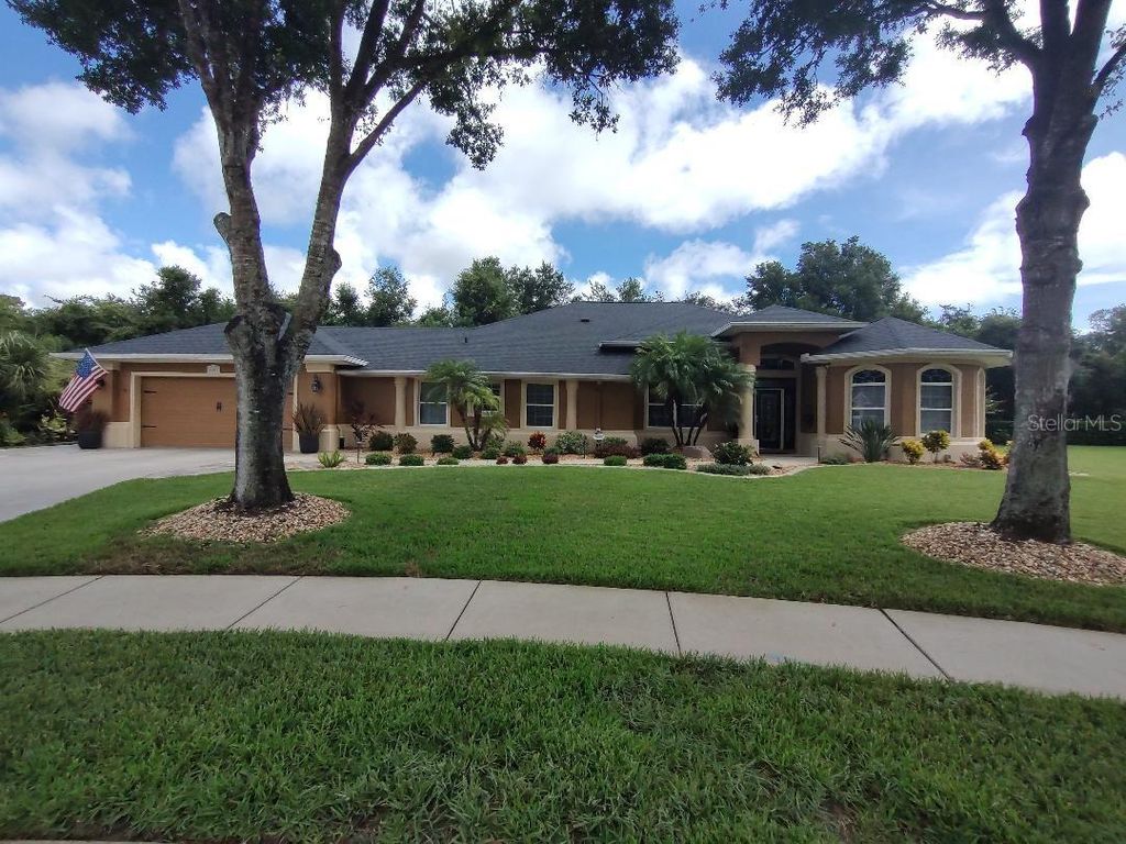 Photo of 1405 Newry Circle, Ormond Beach, FL 32174 (MLS # TB8421323)