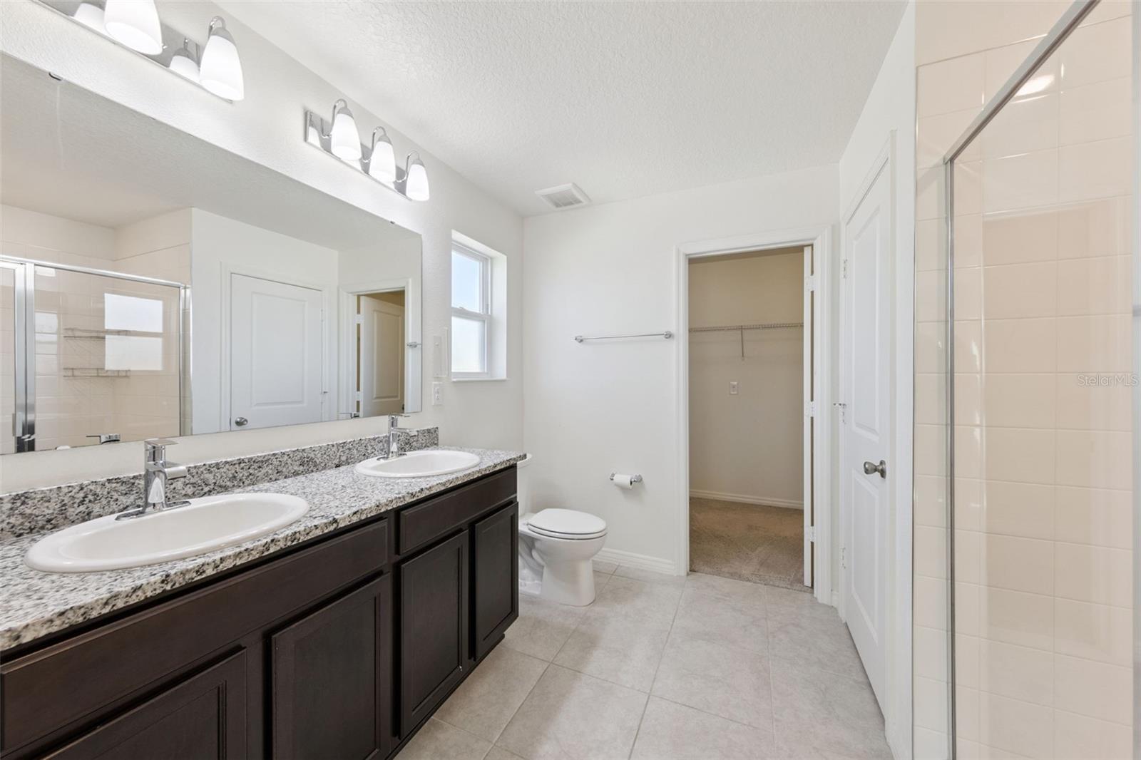 LANDINGS AT RIVERBEND - Residential Lease