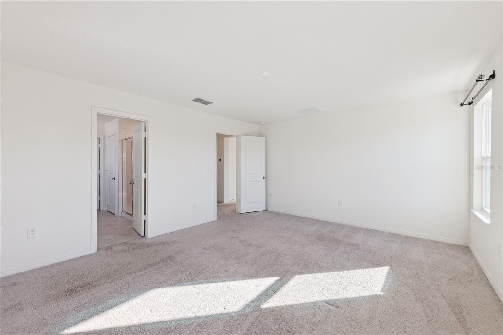 LANDINGS AT RIVERBEND - Residential Lease