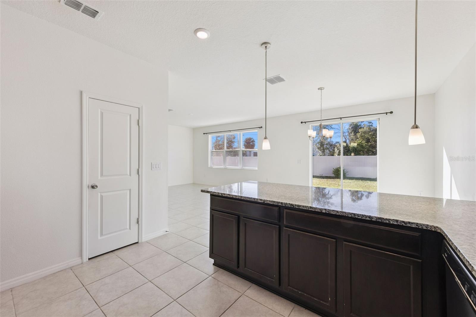 LANDINGS AT RIVERBEND - Residential Lease