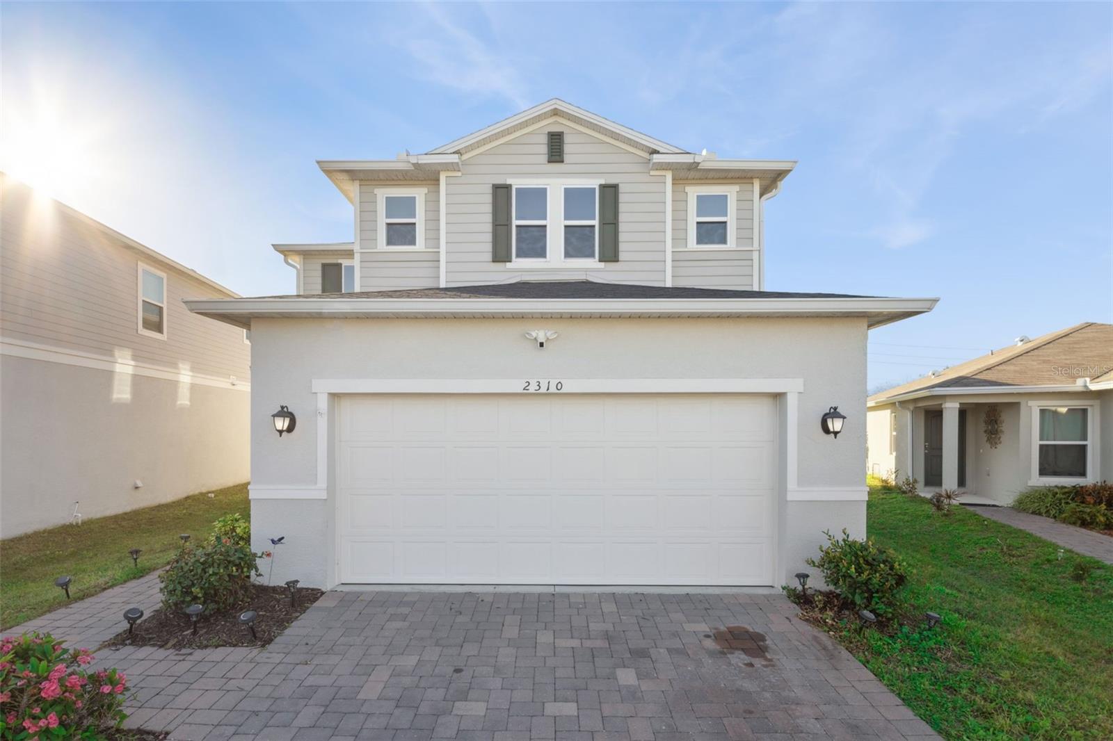 LANDINGS AT RIVERBEND - Residential Lease