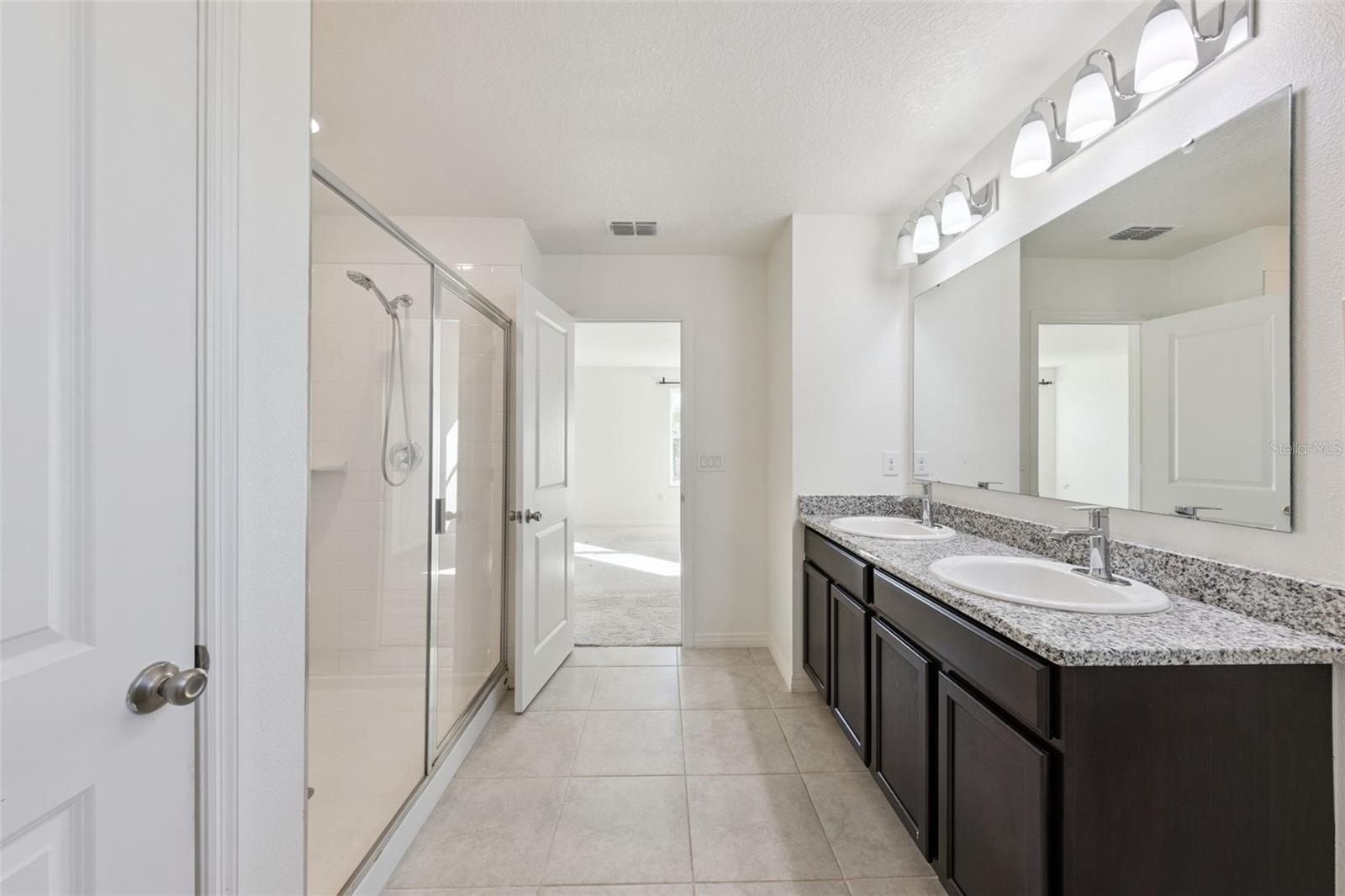 LANDINGS AT RIVERBEND - Residential Lease