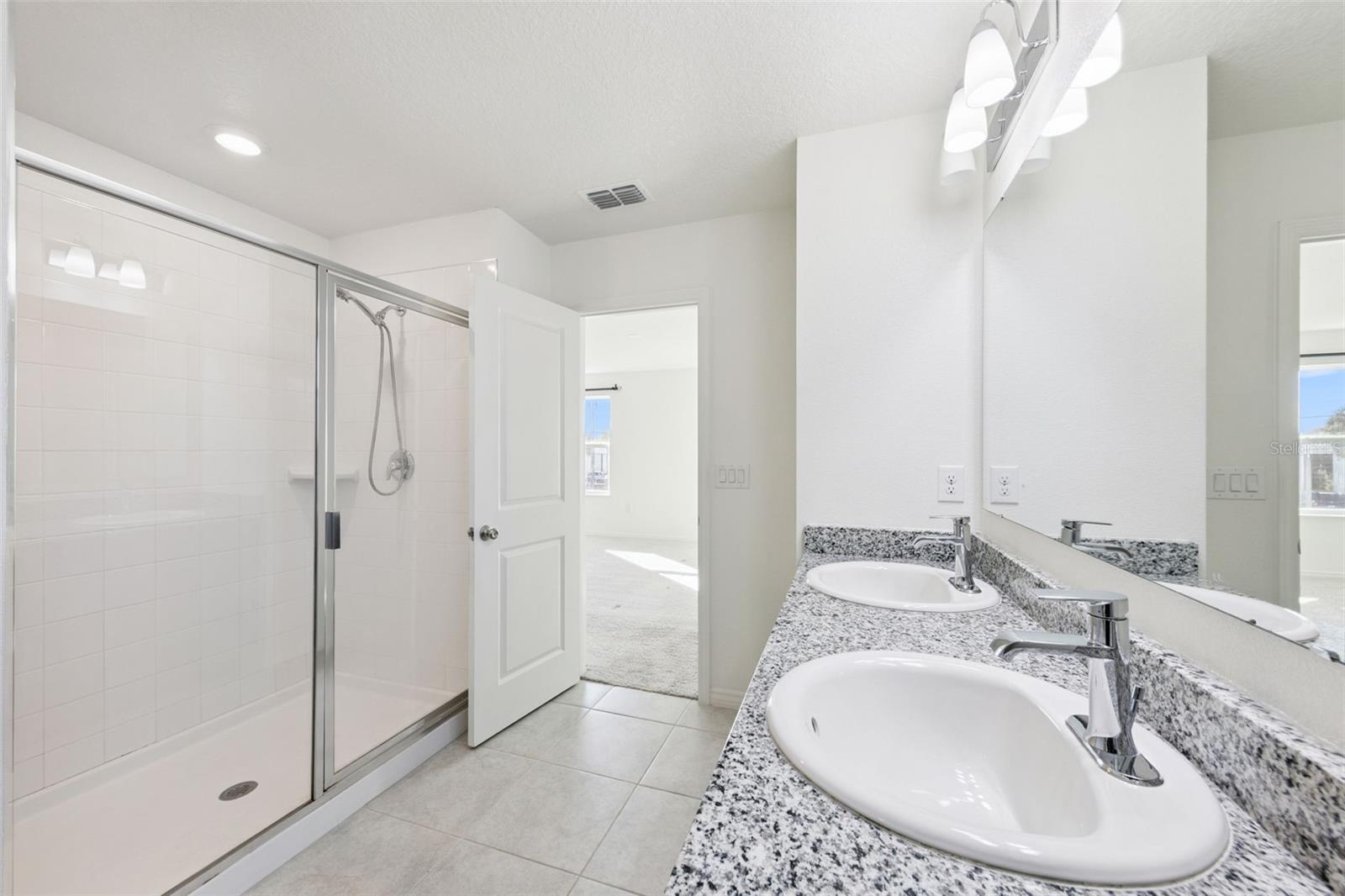 LANDINGS AT RIVERBEND - Residential Lease