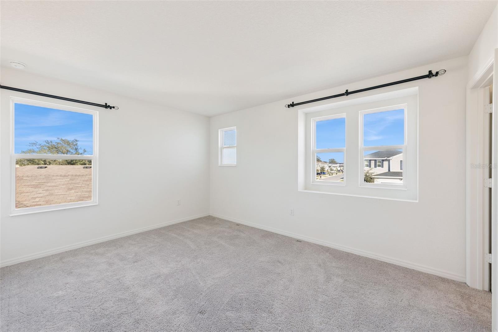 LANDINGS AT RIVERBEND - Residential Lease