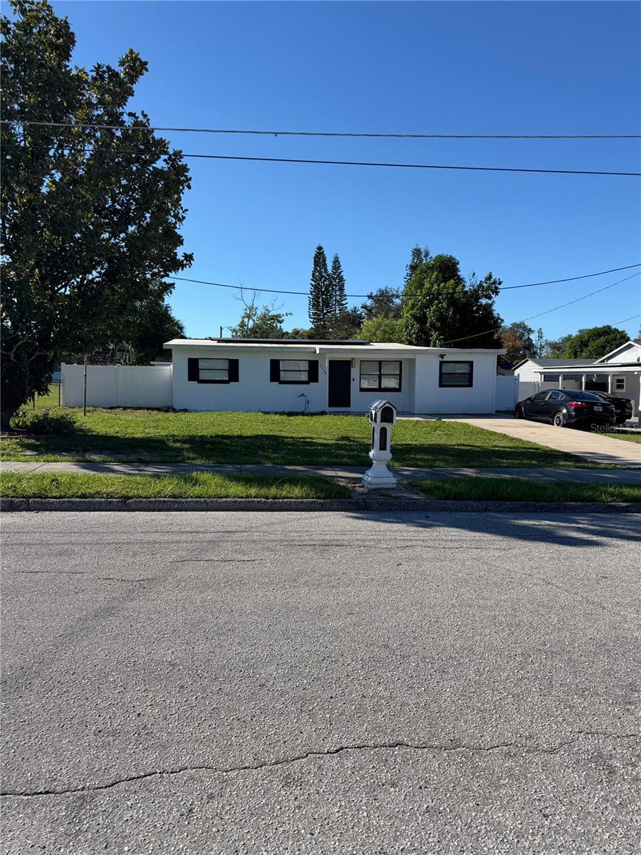 Photo of 2128 W Perio Street, Tampa, FL 33612 (MLS # TB8558122)