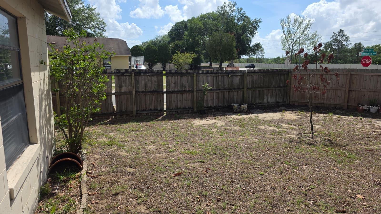 BENTONS GARDEN COVE - Residential