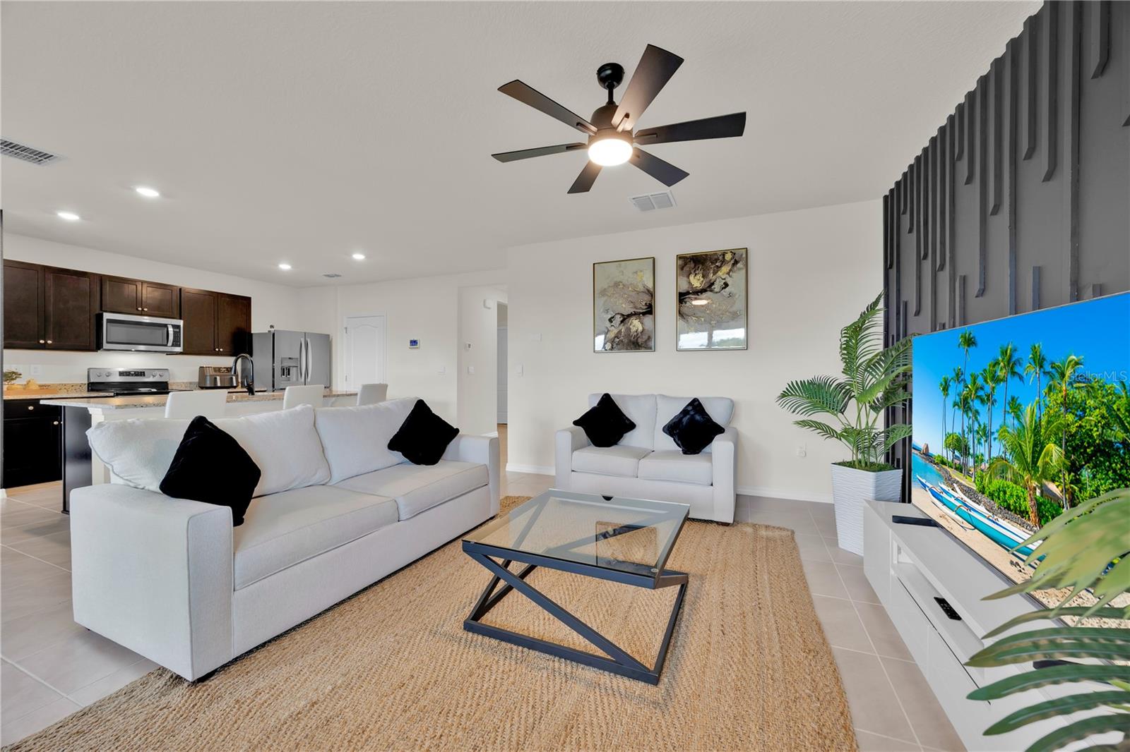 FOREST LAKE PH 2 - Residential Lease