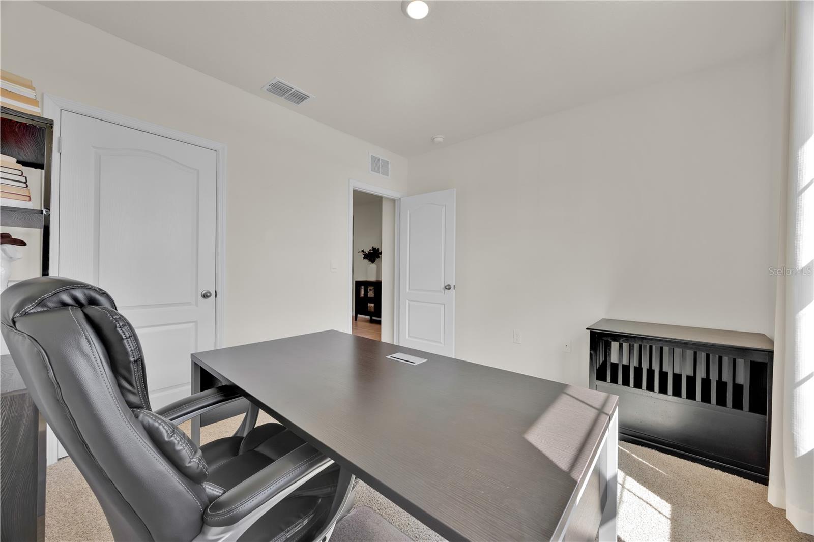 FOREST LAKE PH 2 - Residential Lease