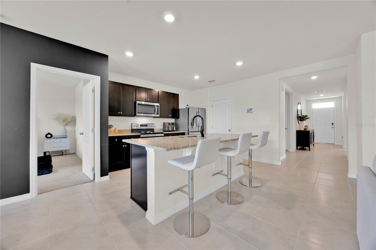 FOREST LAKE PH 2 - Residential Lease