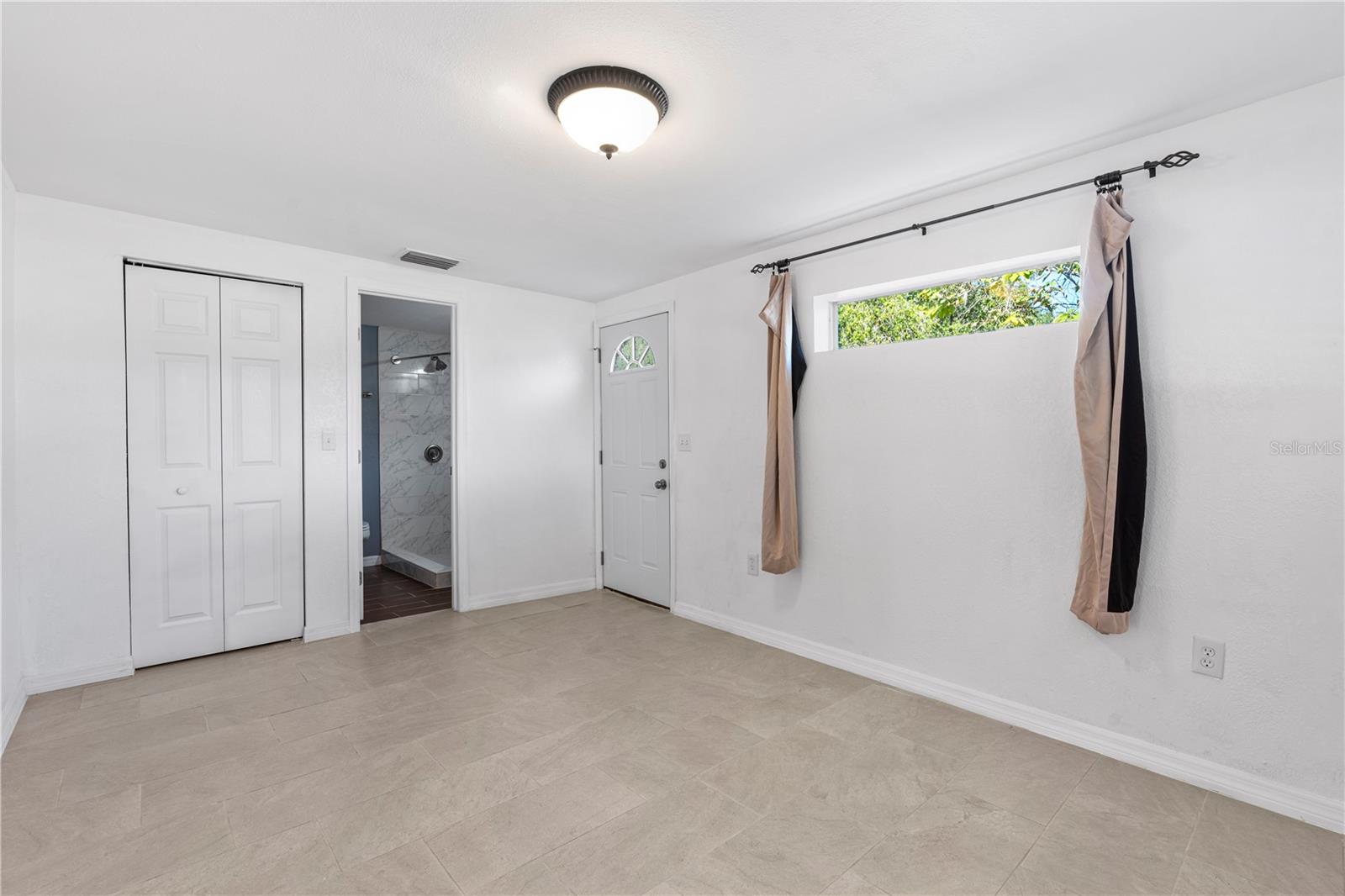 UNPLATTED - Residential Lease