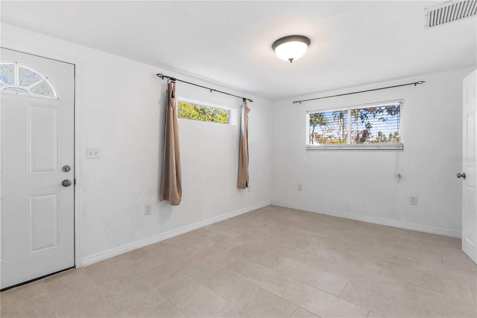 UNPLATTED - Residential Lease