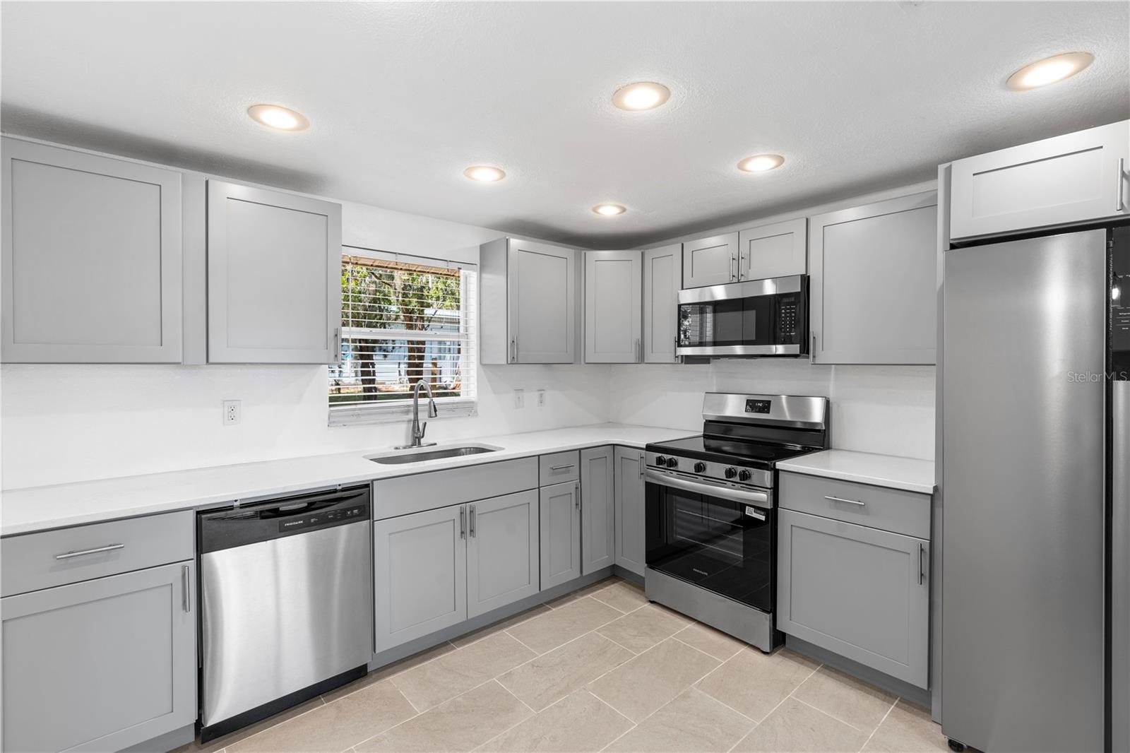 UNPLATTED - Residential Lease