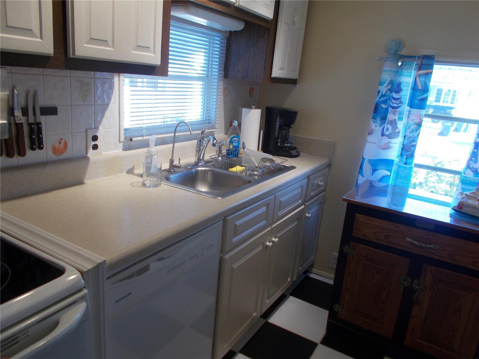 HOLIDAY PARK - Residential