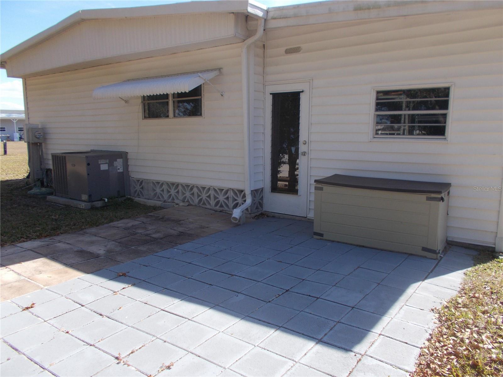 HOLIDAY PARK - Residential