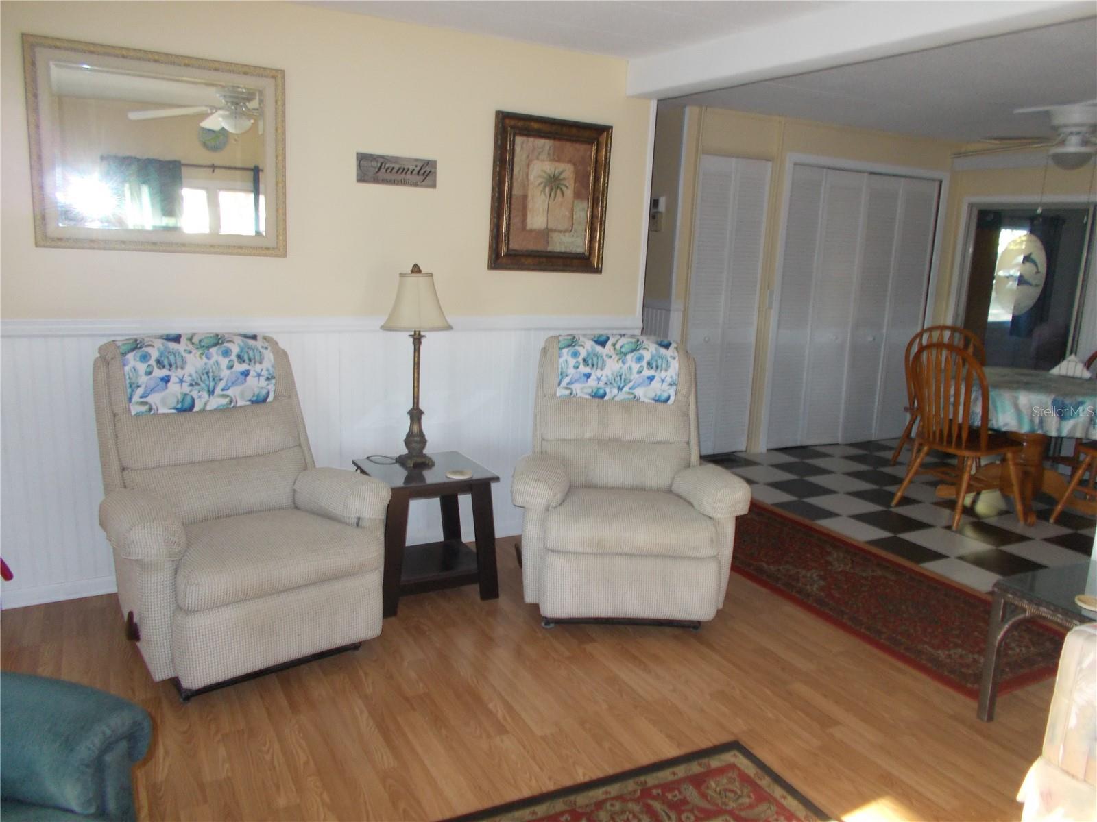 HOLIDAY PARK - Residential