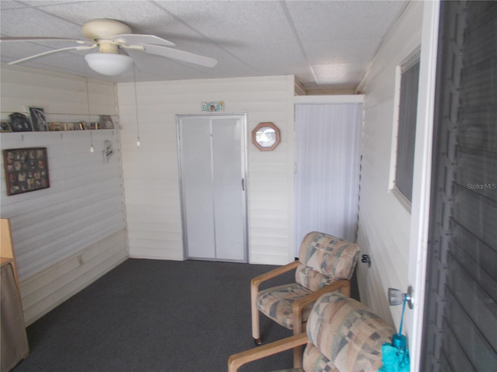 HOLIDAY PARK - Residential