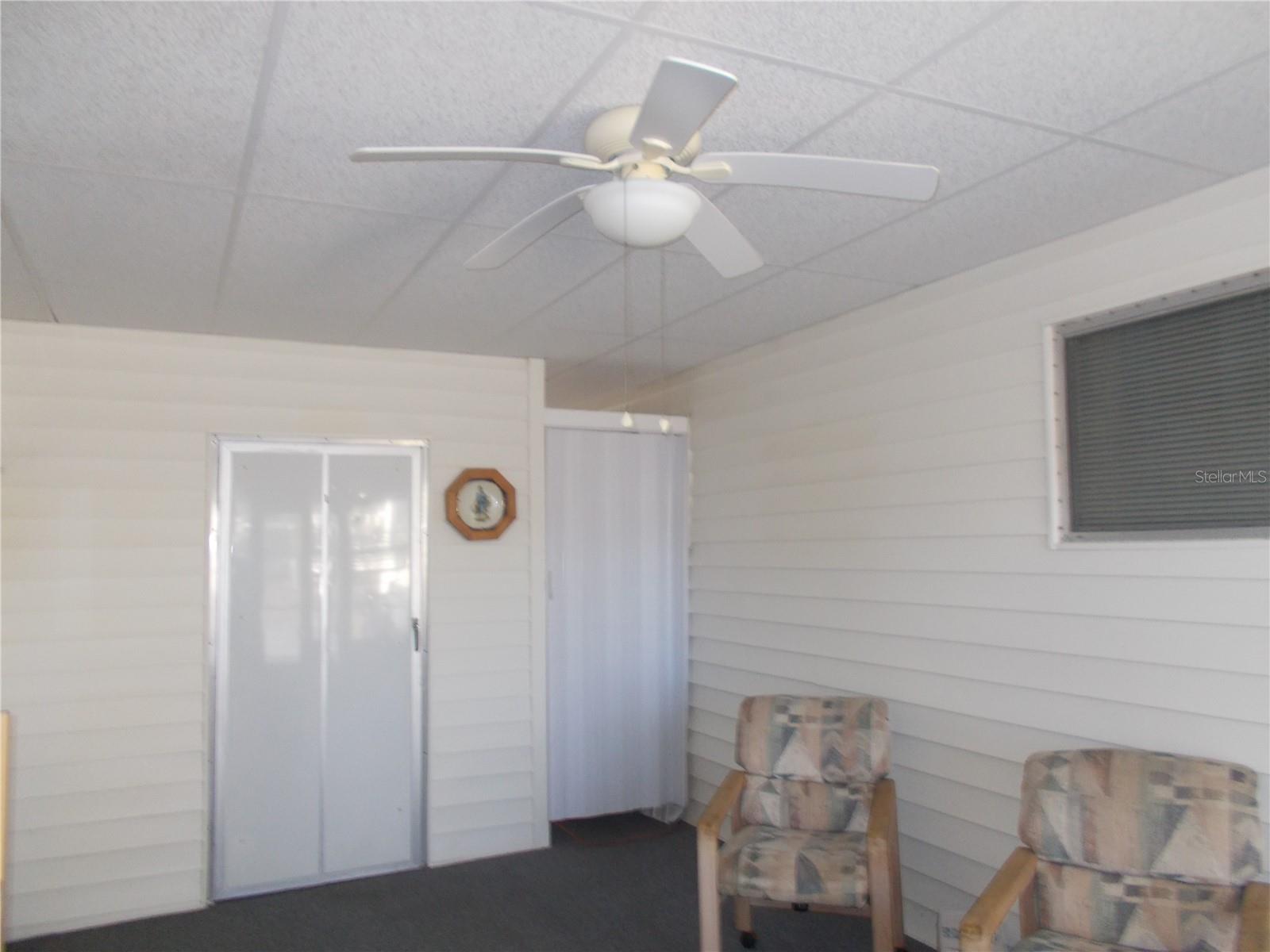 HOLIDAY PARK - Residential