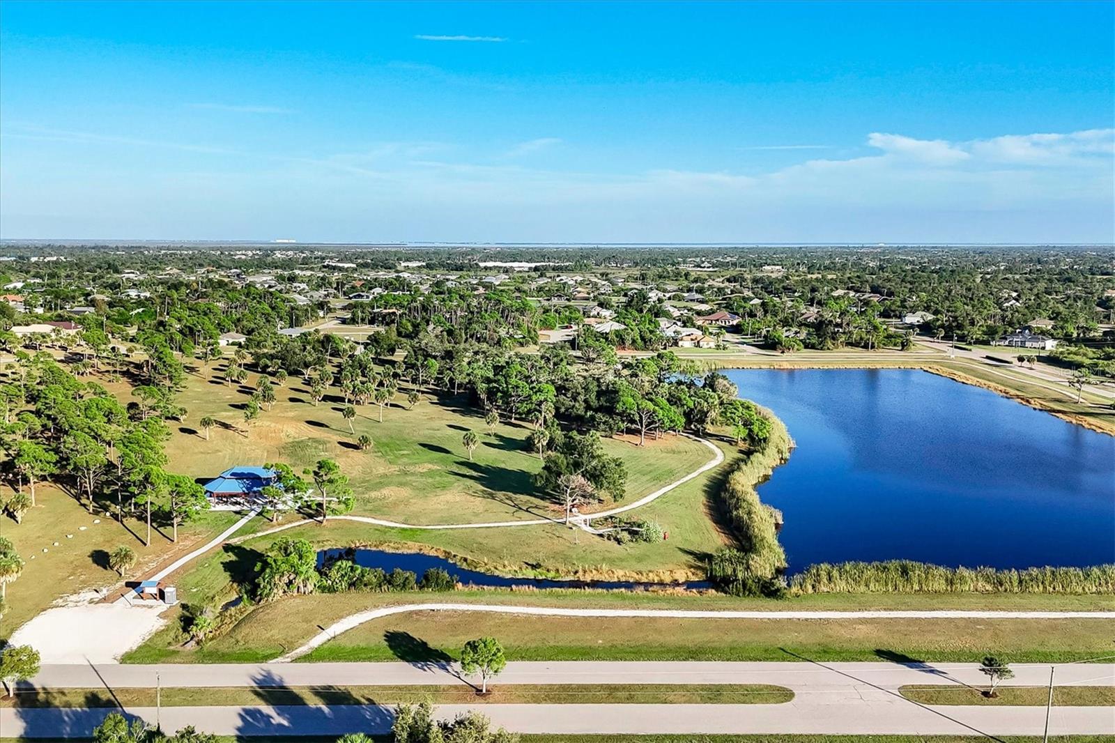 ROTONDA LAKES - Residential