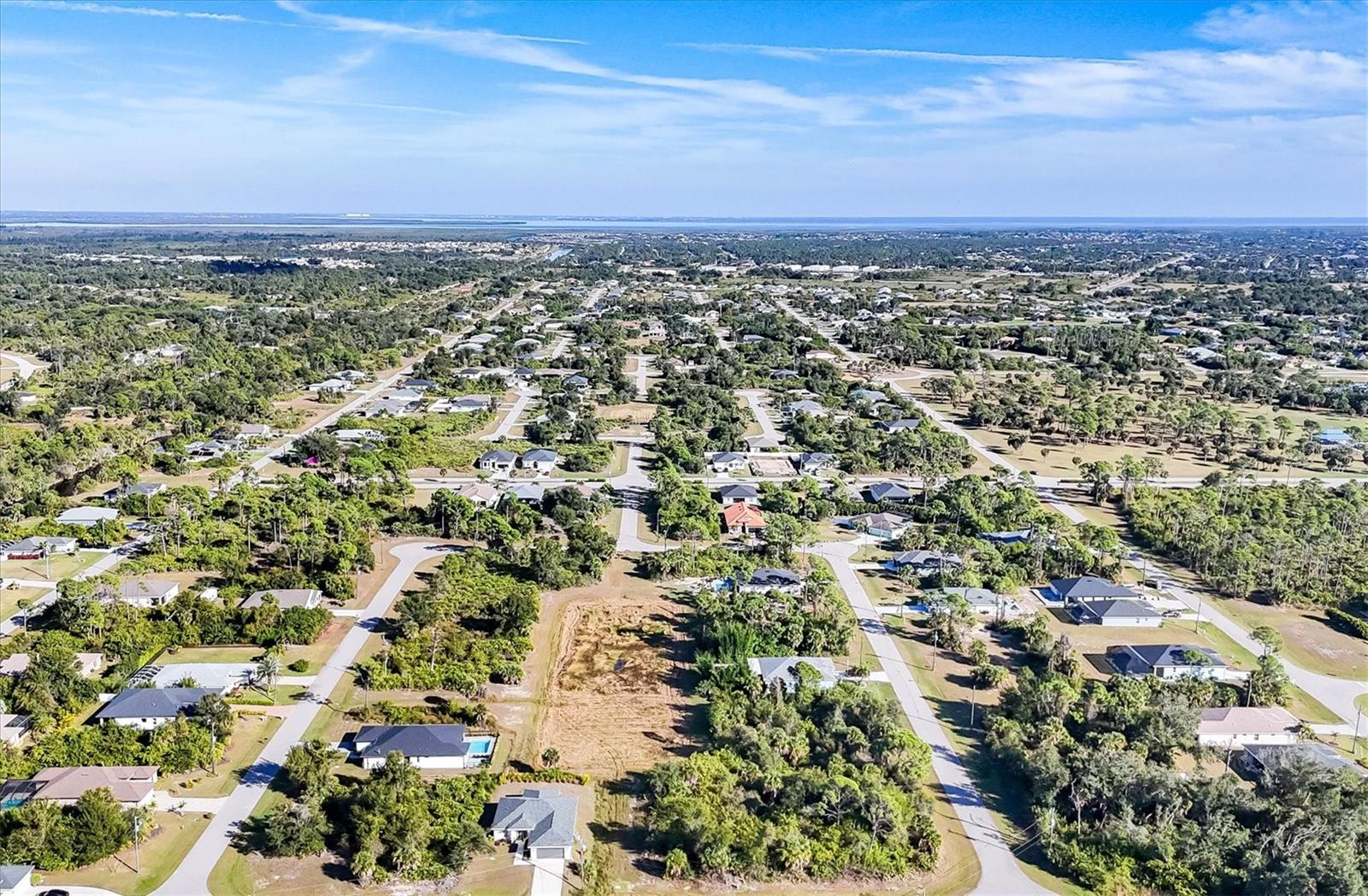 ROTONDA LAKES - Residential