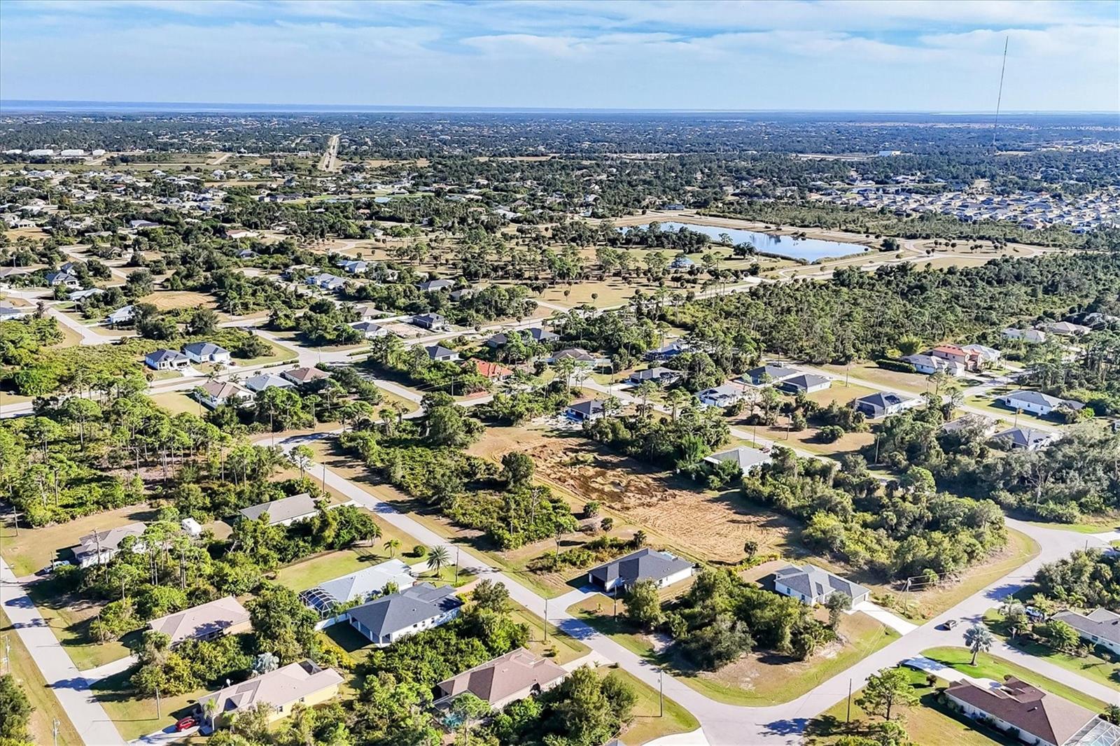 ROTONDA LAKES - Residential