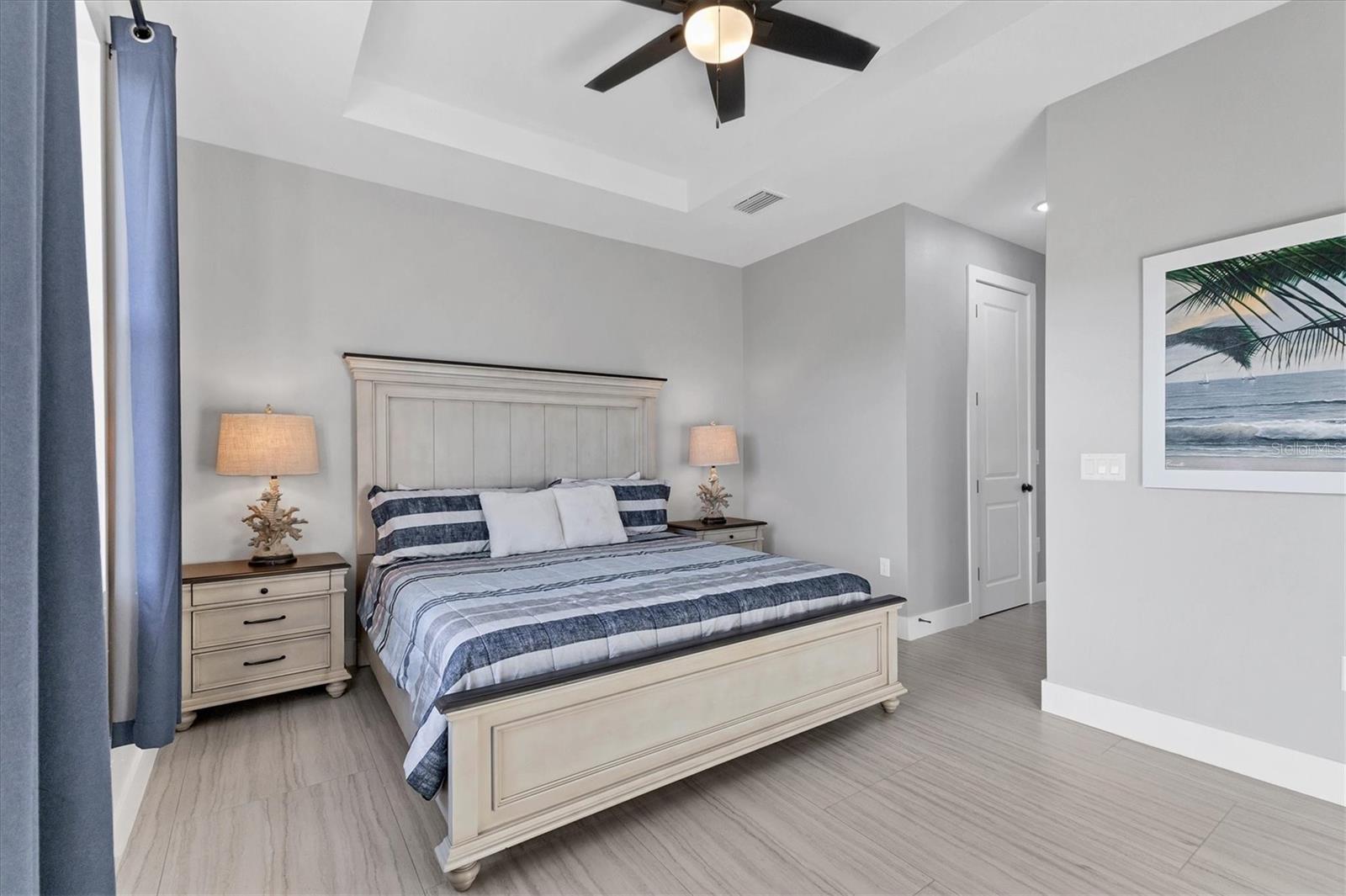 ROTONDA LAKES - Residential