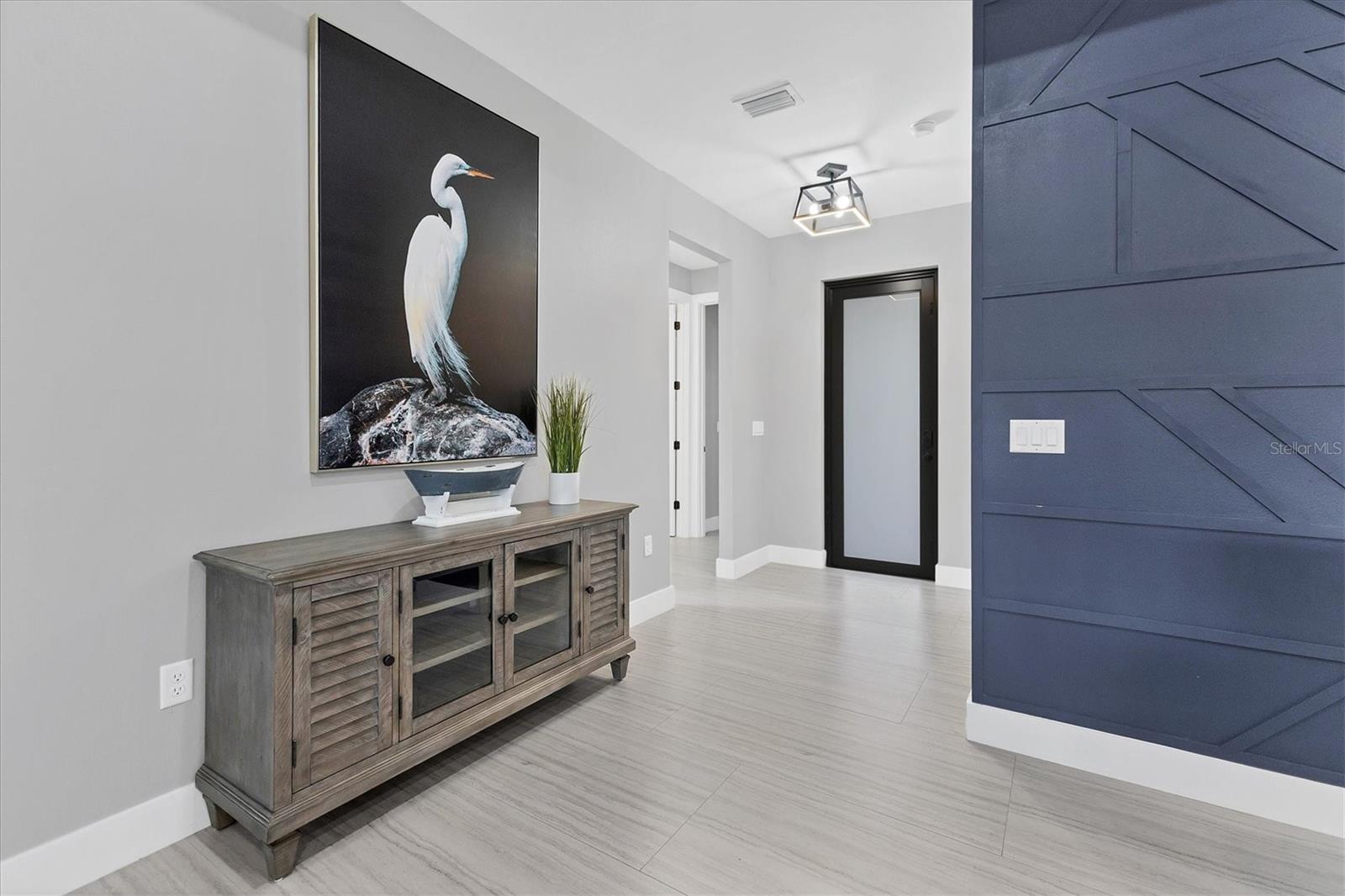 ROTONDA LAKES - Residential