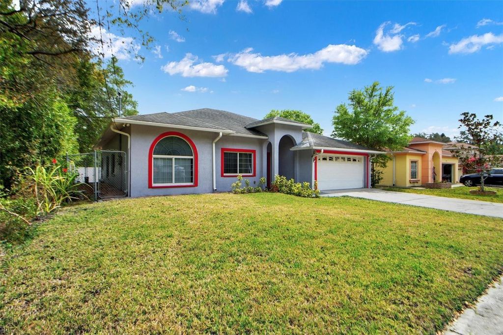 Photo of 10907 N 48th Street, Tampa, FL 33617 (MLS # TB8439899)