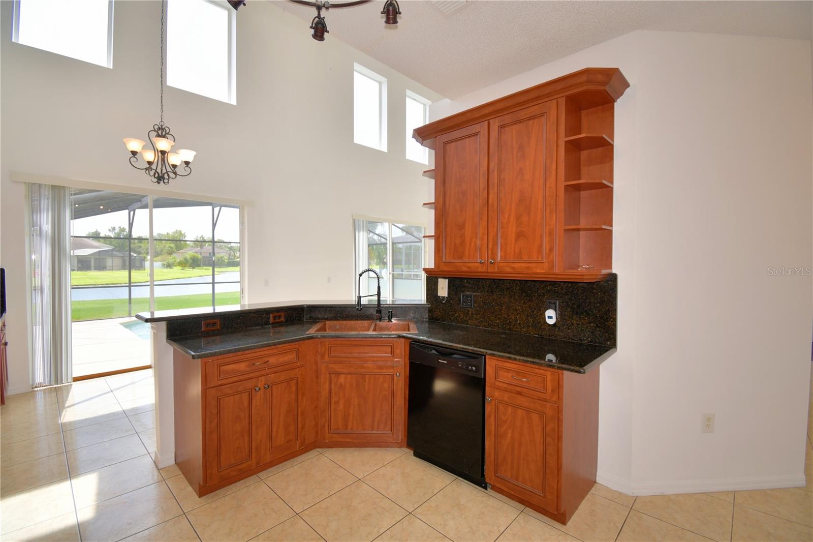 DAHLIA RESERVE AT CRESCENT LAKES - Residential Lease