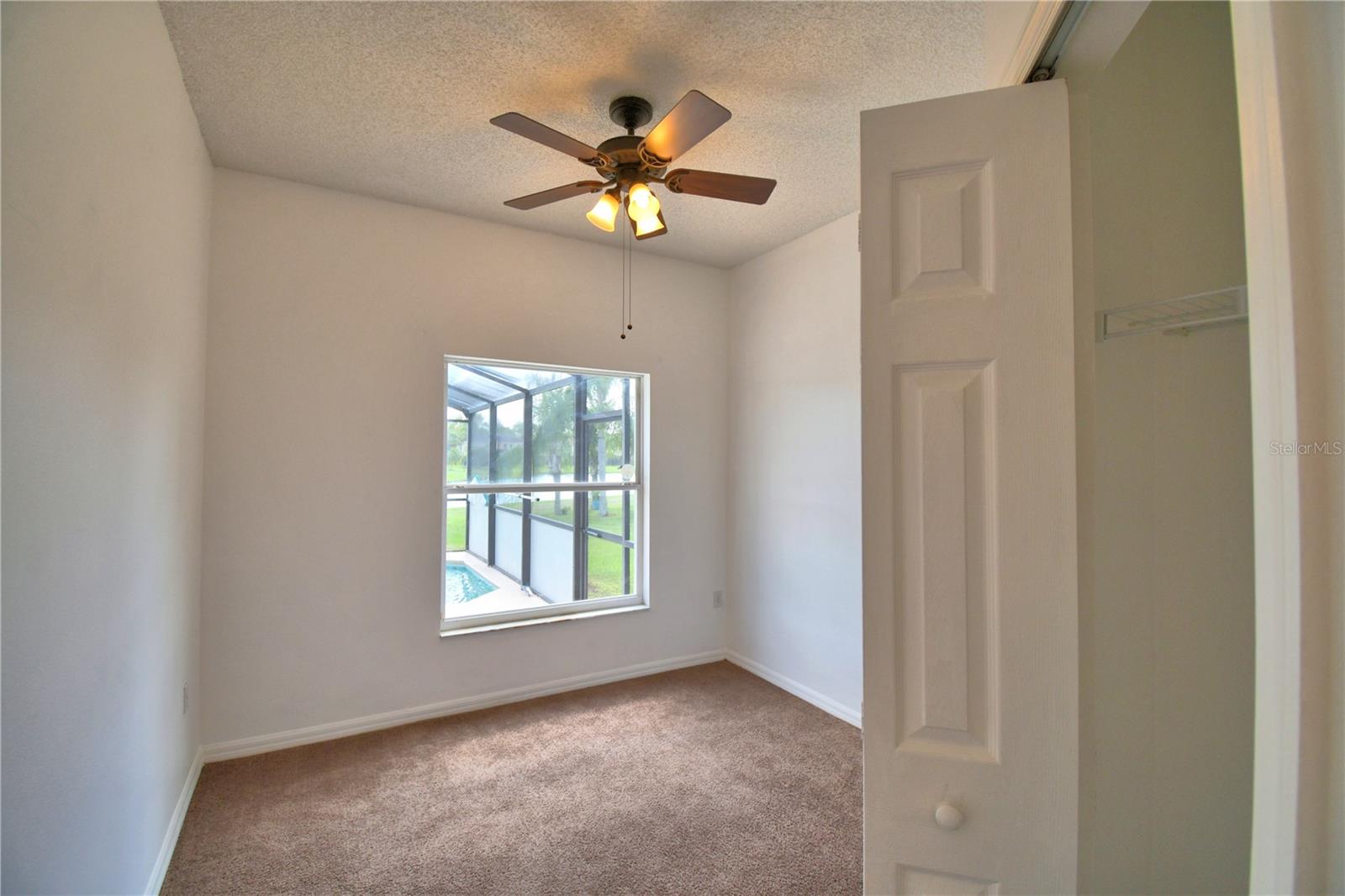 DAHLIA RESERVE AT CRESCENT LAKES - Residential Lease