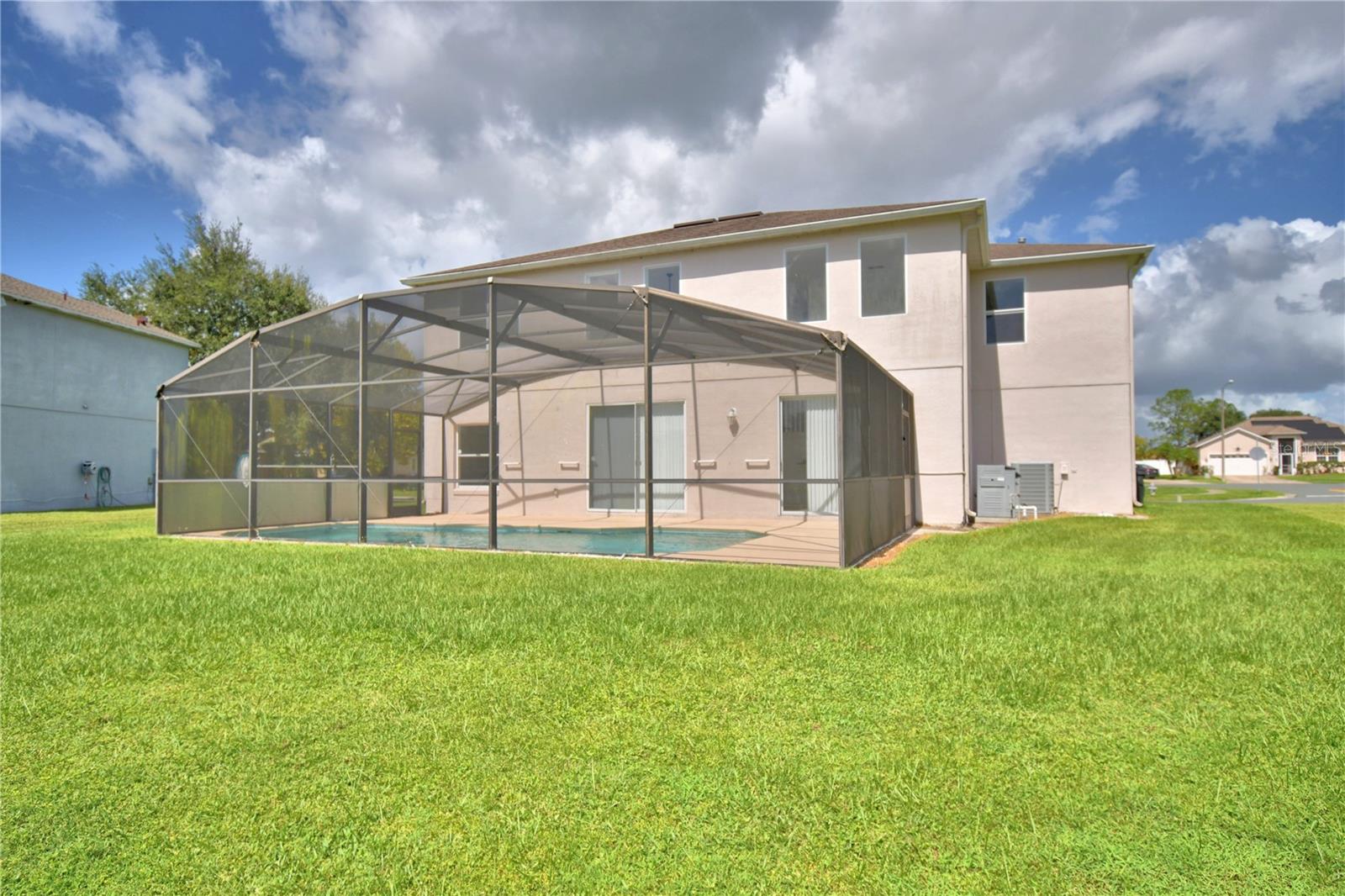 DAHLIA RESERVE AT CRESCENT LAKES - Residential Lease