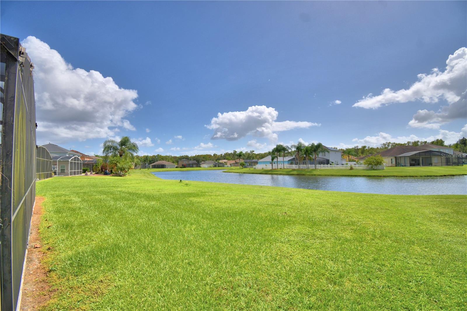 DAHLIA RESERVE AT CRESCENT LAKES - Residential Lease