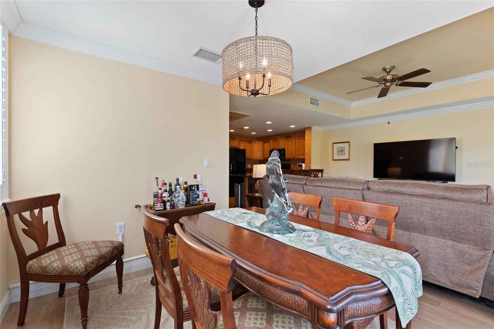 HERITAGE CROSSING CONDO PH 7 - Residential