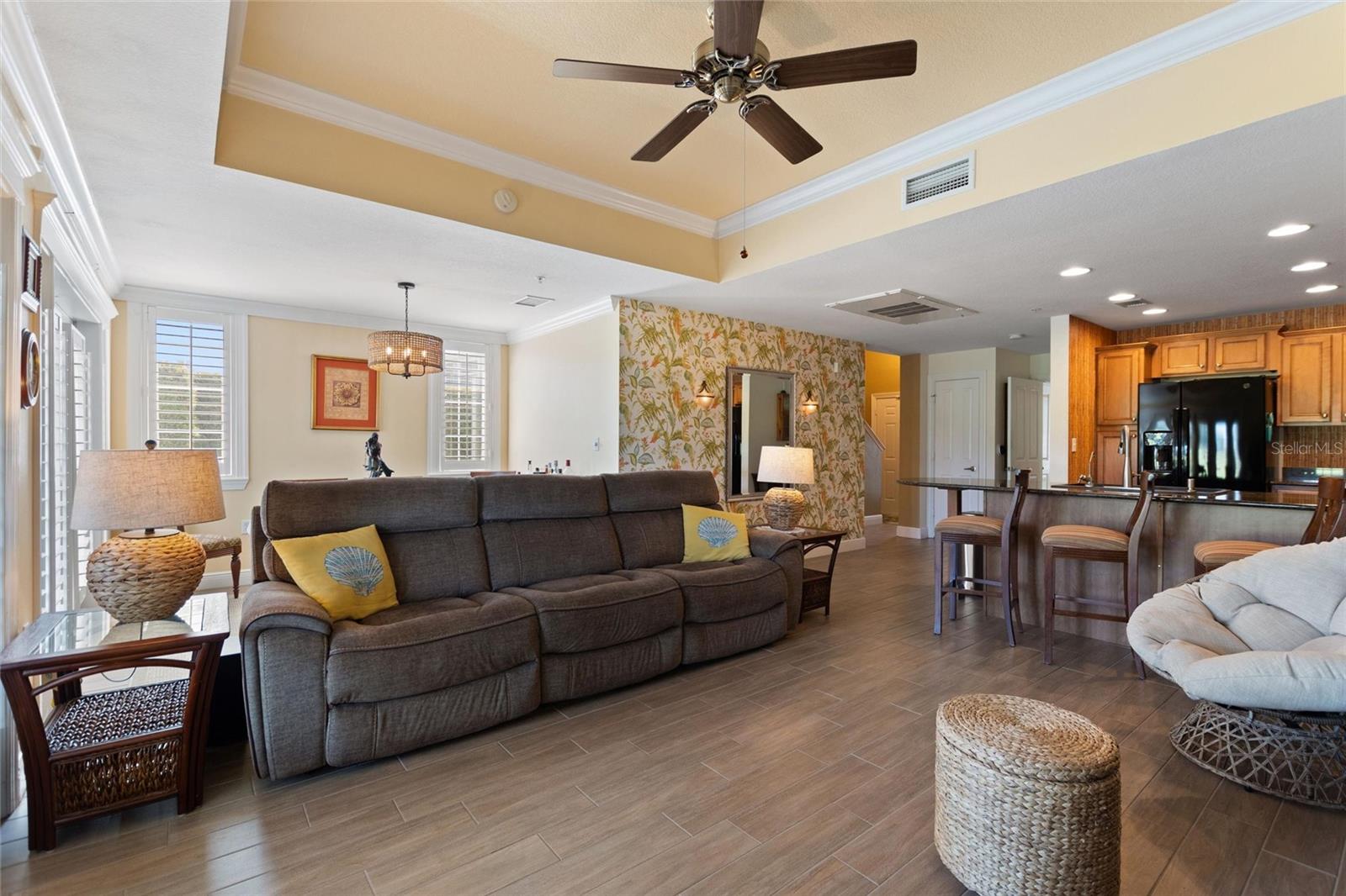 HERITAGE CROSSING CONDO PH 7 - Residential