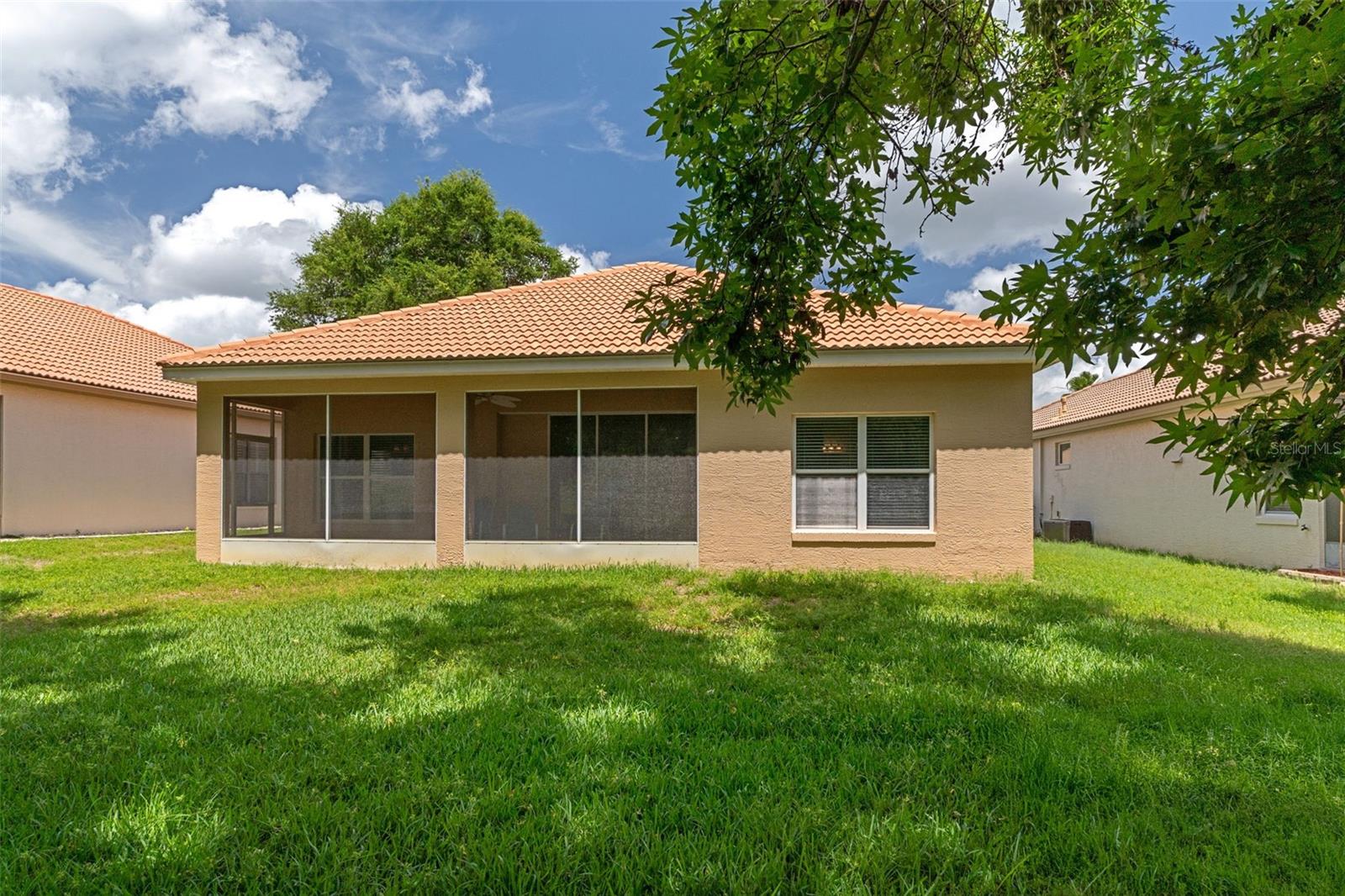 WOODVIEW VILLAS 02 - Residential