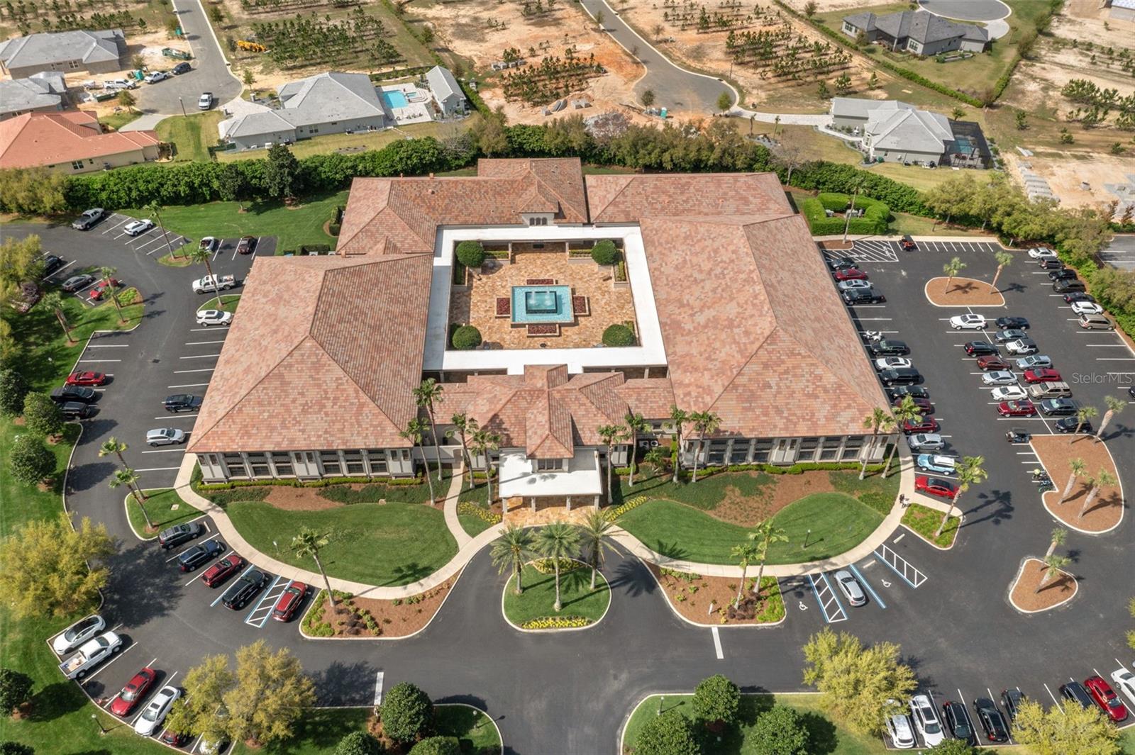 WOODVIEW VILLAS 02 - Residential