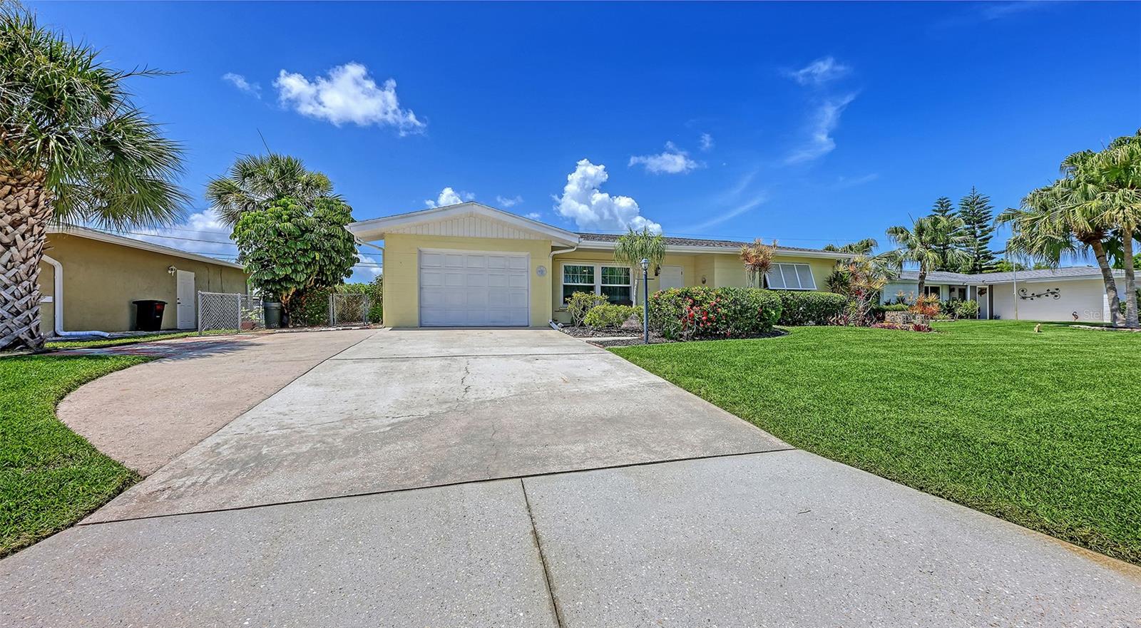 524 GLEN OAK ROAD