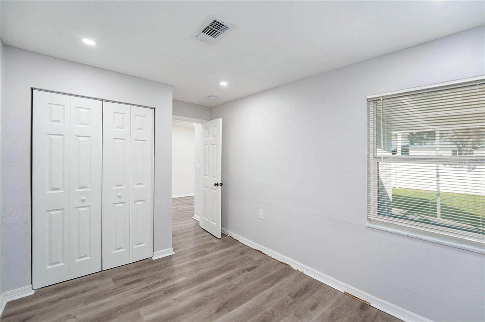 WILLIAMSDALE SQUARE 2 ND ADD - Residential