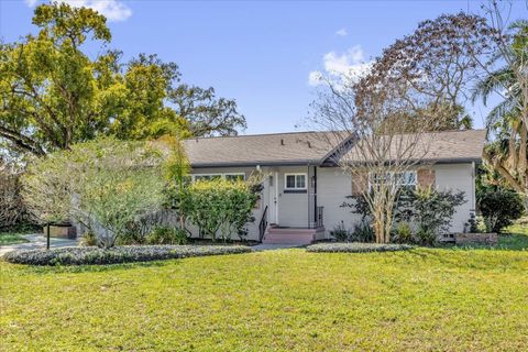 1028 LAKE BELL DRIVE WINTER PARK FL 32789