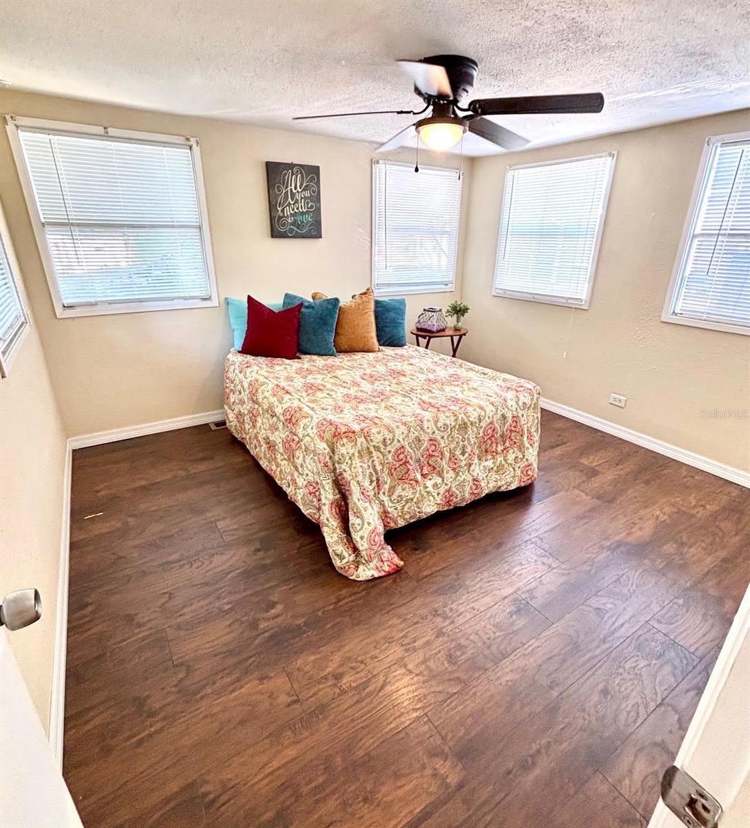 ALLANDALE - Residential
