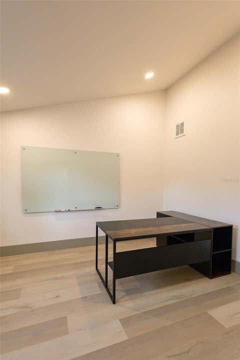 Tiny photo for 521 SE 2nd Street, Ocala, FL 34471 (MLS # OM728853)