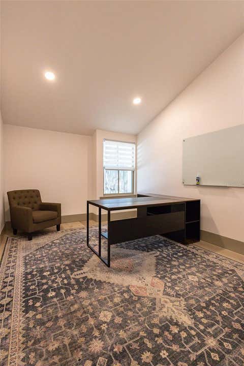 Tiny photo for 521 SE 2nd Street, Ocala, FL 34471 (MLS # OM728853)