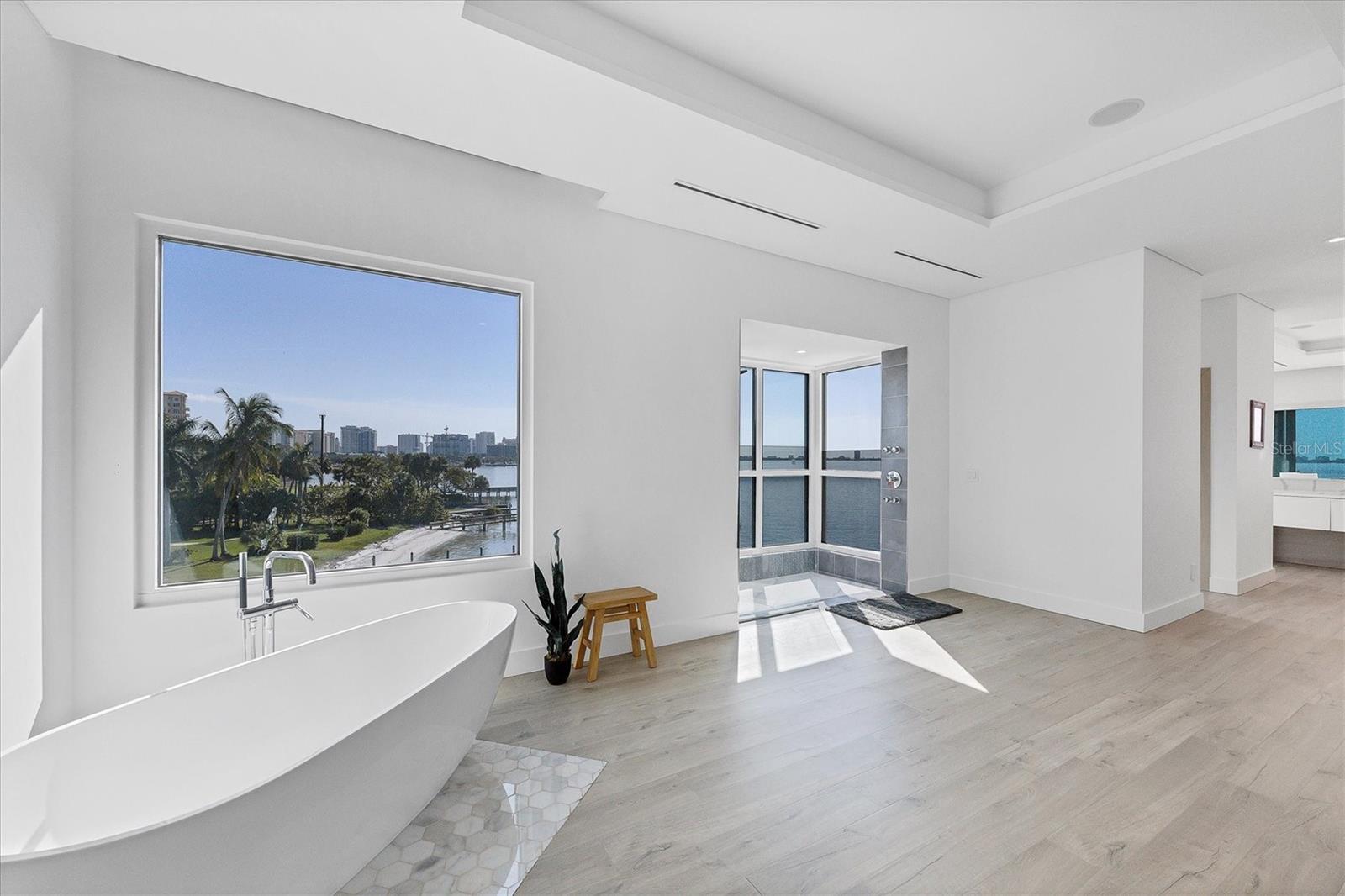 TOCOBAGA BAY - Residential Lease