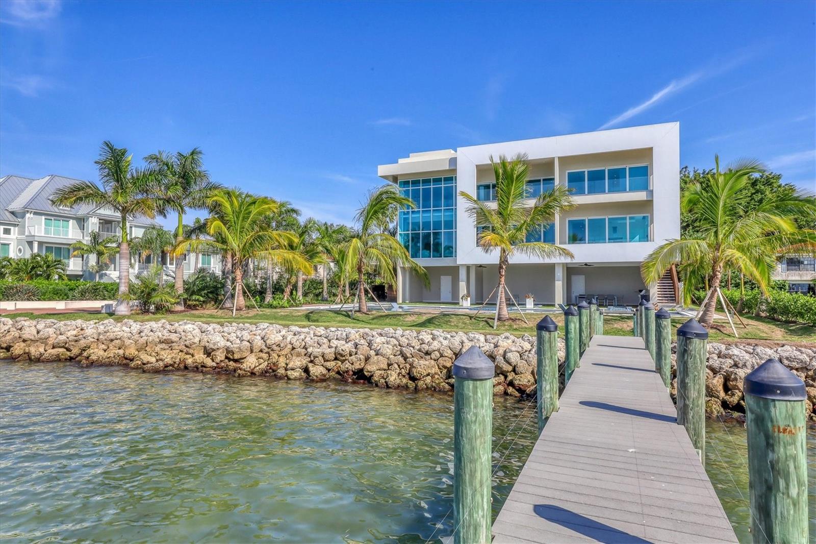 TOCOBAGA BAY - Residential Lease