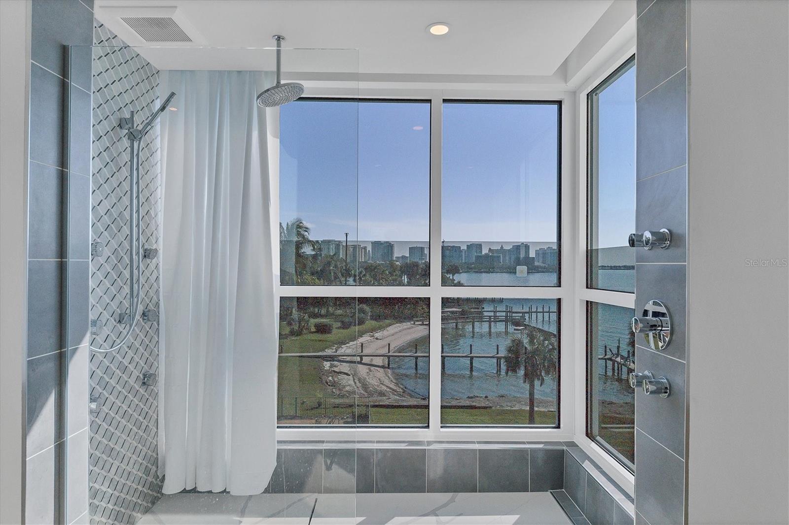 TOCOBAGA BAY - Residential Lease