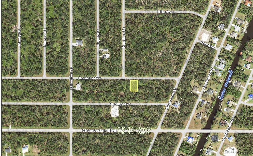Photo of 14275 Daniels Avenue, Port Charlotte, FL 33953 (MLS # C7527060)