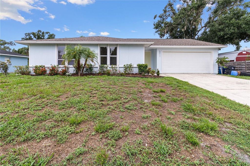 Photo of 5011 Leon Drive, Palmetto, FL 34221 (MLS # TB8533497)