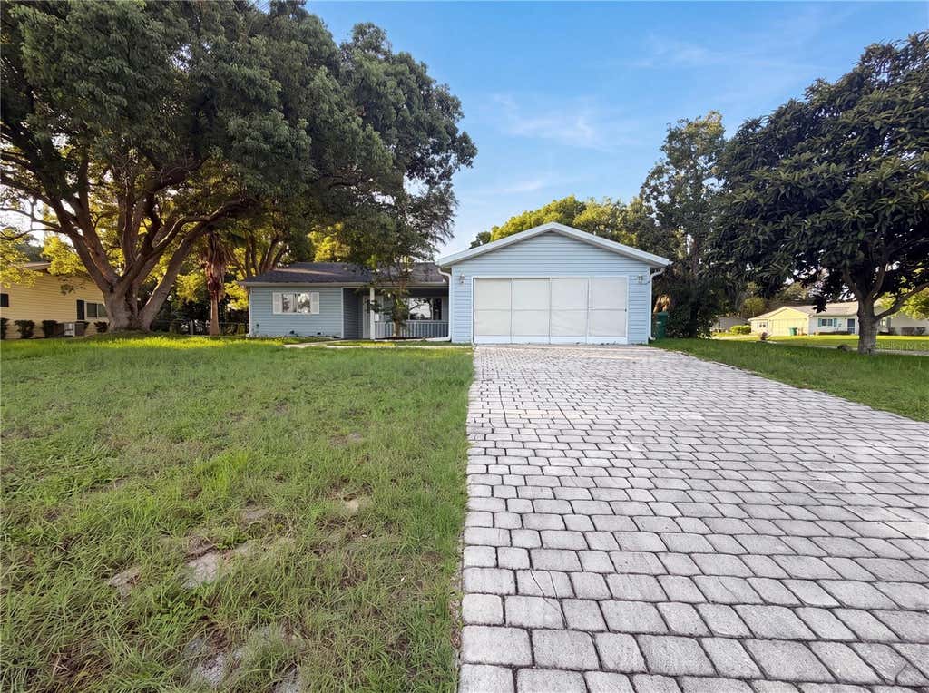 Photo of 10337 SE 176th Street, Summerfield, FL 34491 (MLS # O6435892)